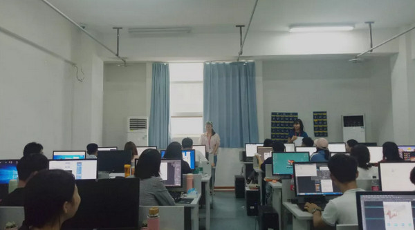 1567407880842555.jpg 配图6 云和数据H5、UI班毕业啦.jpg